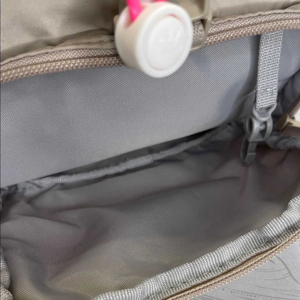 Adidas Originals Micro Beige Backpack with Pink Drawstring - Picture 7 of 7